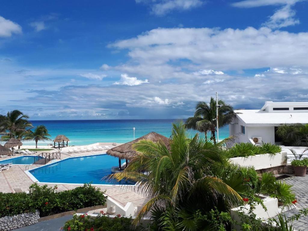Departamentos Al Lado Del Mar En Zona Hotelera カンクン エクステリア 写真